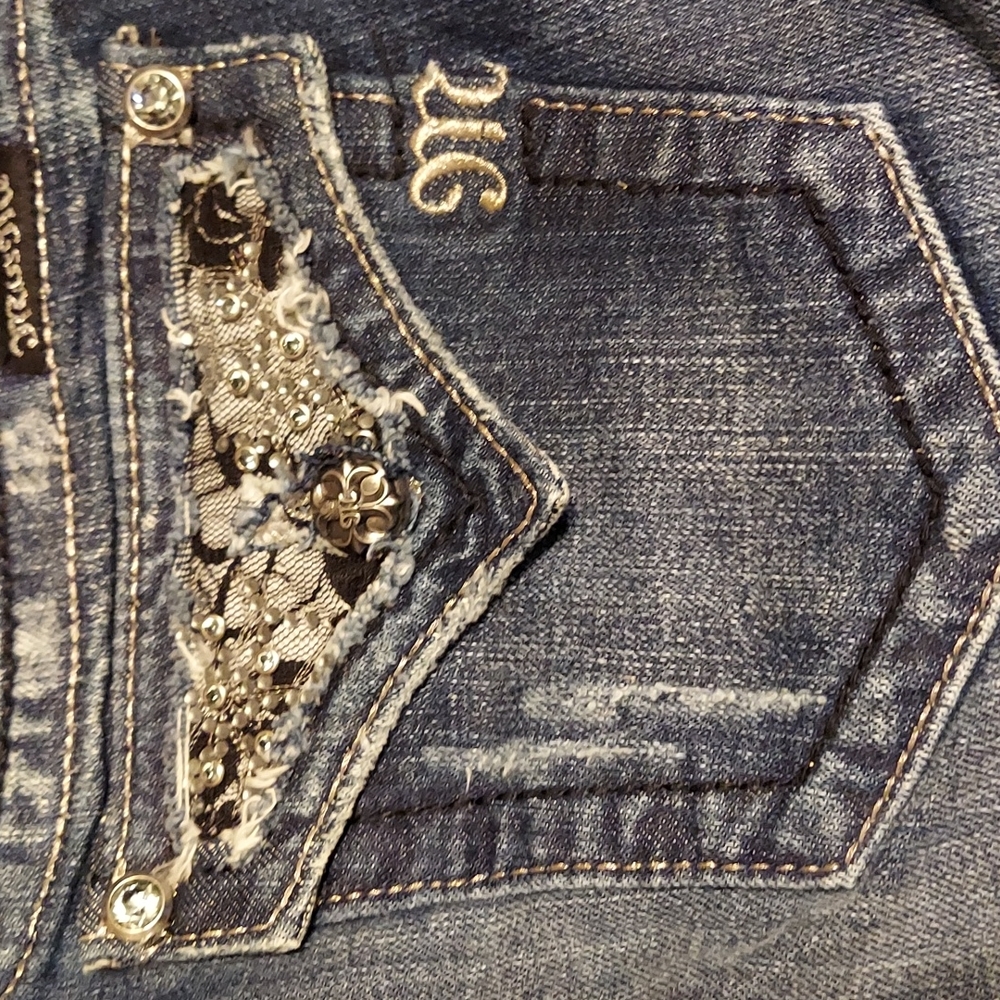 Miss Me Jeans Size 28 nwot
